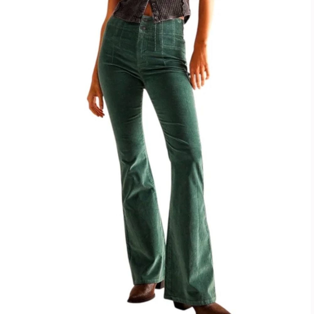 WE THE FREE Jayde Cord High Rise Flare Green Size 27 NWT